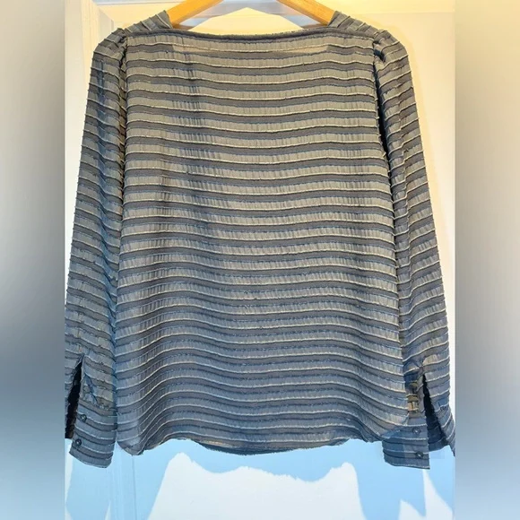 loft blouse women's Square Neck Blouse Gray small some intentional fraying - Picture 6 of 9